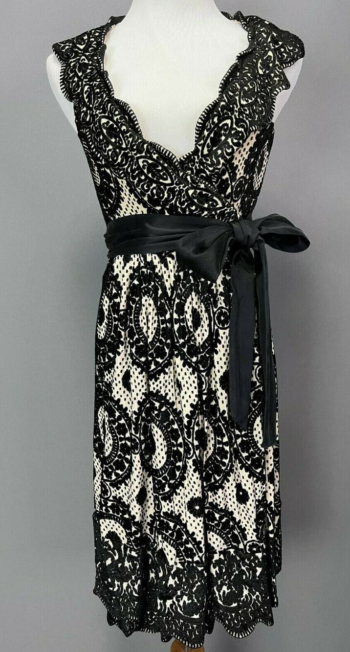 DVF VTG Diane von Furstenberg Burnout Velvet Wrap Dress with Satin Sash · 2000s
